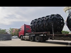 Pneumatische rubberfender van het type Yokohama