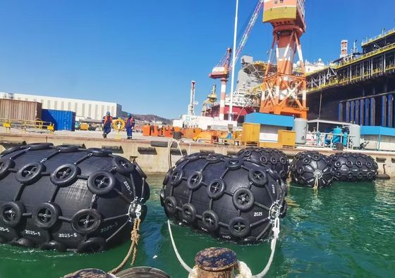 Veelzijdige Yokohama Pneumatic Fender voor verschillende mariene toepassingen en omstandigheden