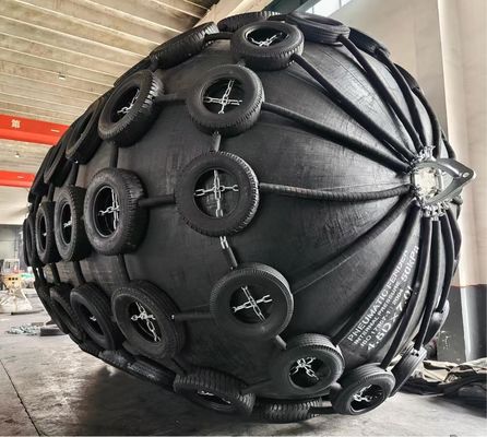 Pneumatische rubberfenders 4,5 × 7M