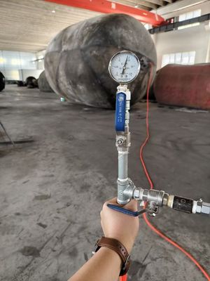Airbags voor scheepsverbinding op maat